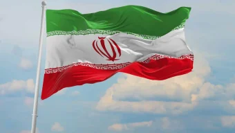 পূর্ণমাত্রার যুদ্ধ শুরুর হুমকি দিল ইরান