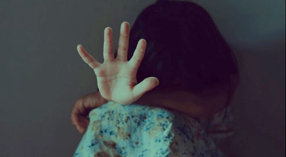 কিশোরীকে ধর্ষণ করে ফুফা কারাগারে