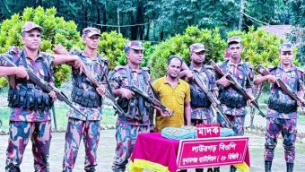 শিমুল বাগানে তিন কেজি গাঁজাসহ হেলাল গ্রেফতার