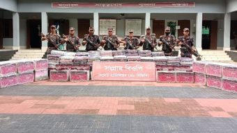 সোয়া কোটি টাকার ভারতীয় চোরাই পণ্য জব্দ