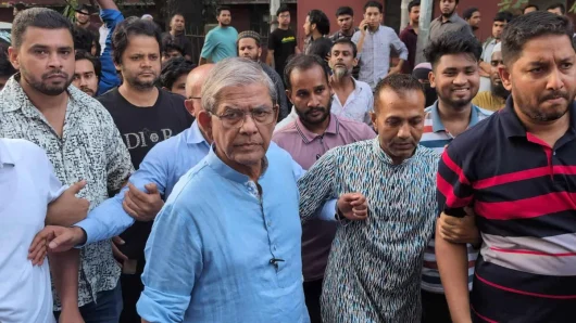 আহতদের দেখতে বার্ন ইনস্টিটিউটে মির্জা ফখরুল