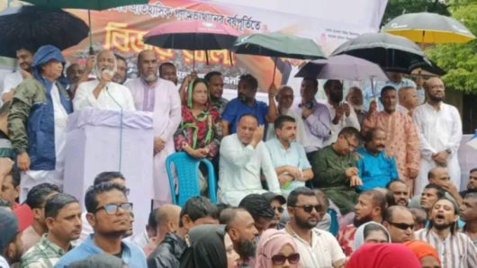 সুষ্ঠু নির্বাচনের জন্য আমাদের ঐক্যবদ্ধ থাকতে হবে: মঈন খান