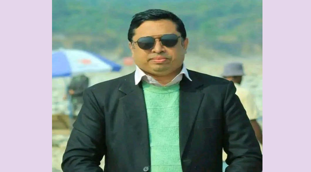 সুনামগঞ্জে তোপের মুখে স্বাস্থ্য কর্মকর্তা, পক্ষে-বিপক্ষে মানববন্ধন