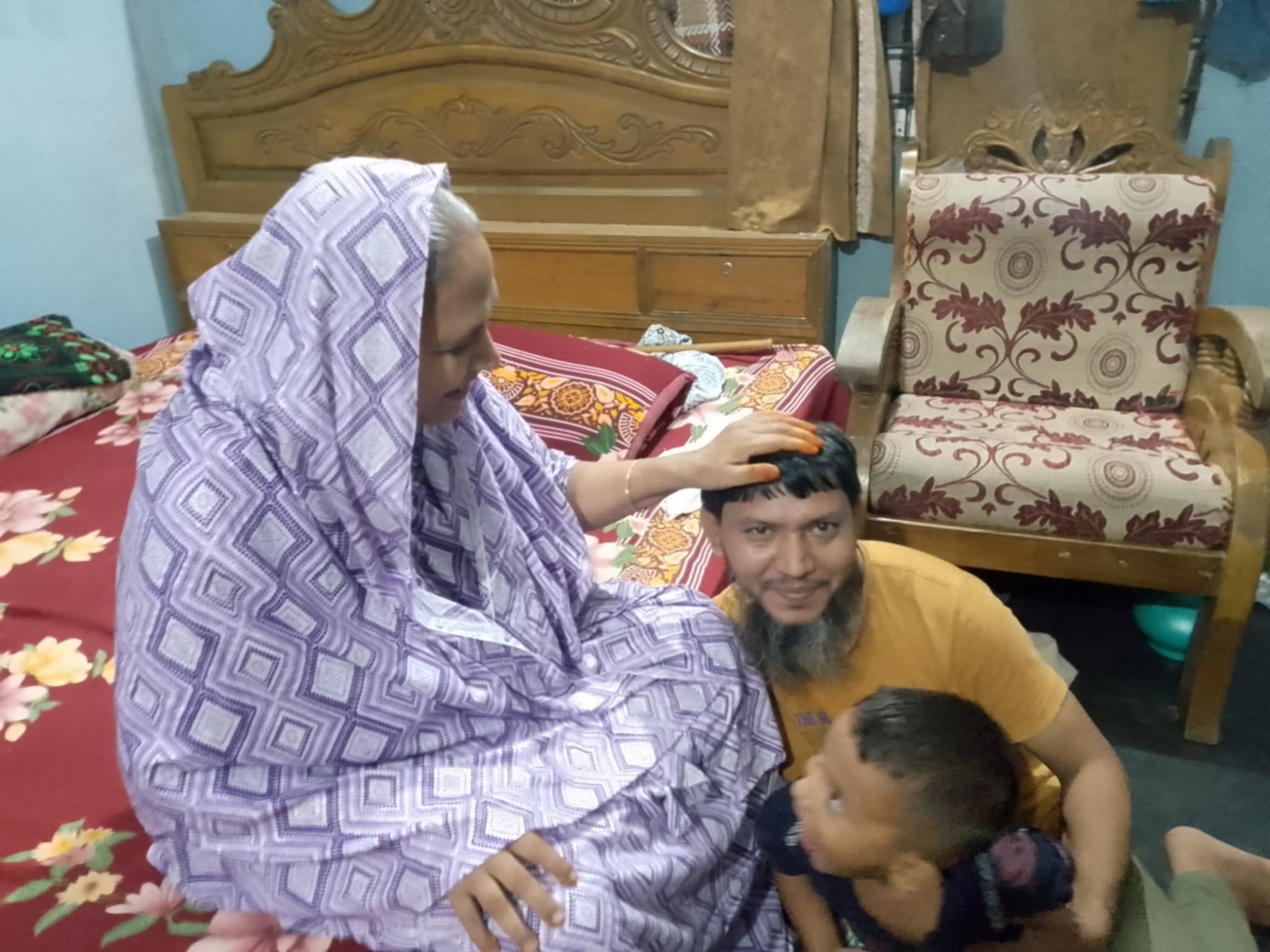 মায়ের দোয়ার শক্তির ওপরে কিছু নেই দুনিয়াতে