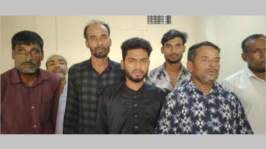 গোয়াইনঘাটে নৌপথে চাঁদাবাজি:  গ্রেপ্তার ৭