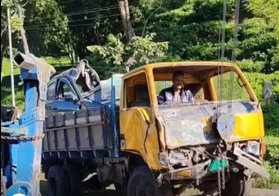 প্রাইভেটকারকে ট্রাকের ধাক্কায় নিহত ১