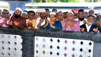 ওলিকুল শিরোমণি হযরত শাহজালাল (রহ.) এর মাজার জেয়ারত করে এমরান চৌধুরীর নির্বাচনী প্রচারণা শুরু