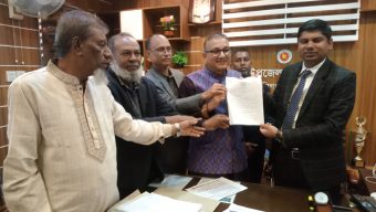 নির্বাচিত হলে স্বাস্থ্য ও যোগাযোগসহ যুগোযোগী পদক্ষেপ নেব- ব্যারিষ্টার আনোয়ার