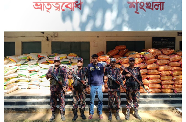 জুড়ীতে চালের ট্রাকে ৬১ লাখ টাকার ভারতীয় অবৈধ জিরা