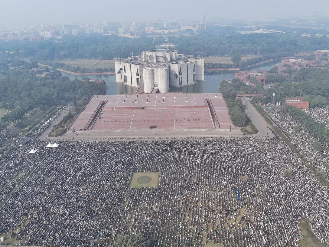খালেদা জিয়ার জানাজা সম্পন্ন