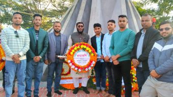 মহান বিজয় দিবস উপলক্ষে শান্তিগঞ্জ প্রেসক্লাবের পুষ্পস্তবক অর্পণ