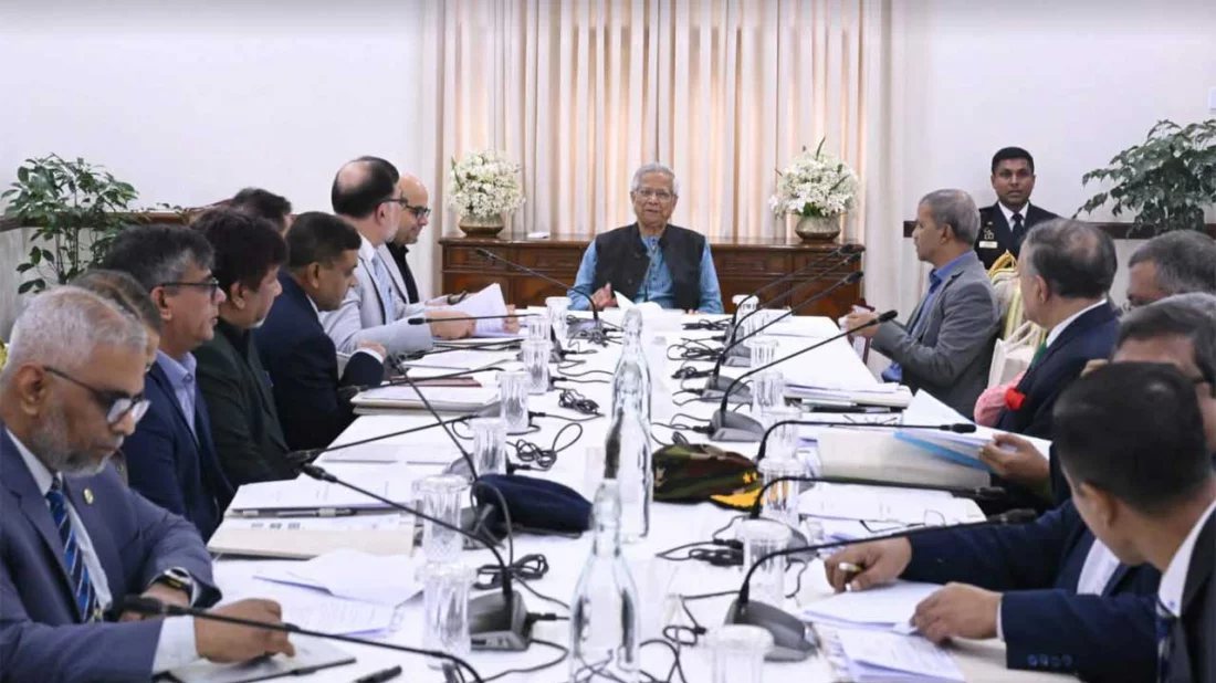 নির্বাচন সামনে রেখে সাইবার নিরাপত্তা জোরদারের নির্দেশ প্রধান উপদেষ্টার