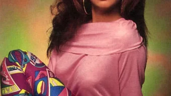 মৃত্যুর আগের রাতে কী হয়েছিল দিব্যা ভারতীর, ৩২ বছরেও অমীমাংসিত যে রহস্য