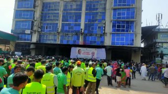 প্রধানমন্ত্রীর ঈদ অনুদান পরিচ্ছন্নতাকর্মীদের হাতে তুলে দিলেন সিসিক প্রশাসক