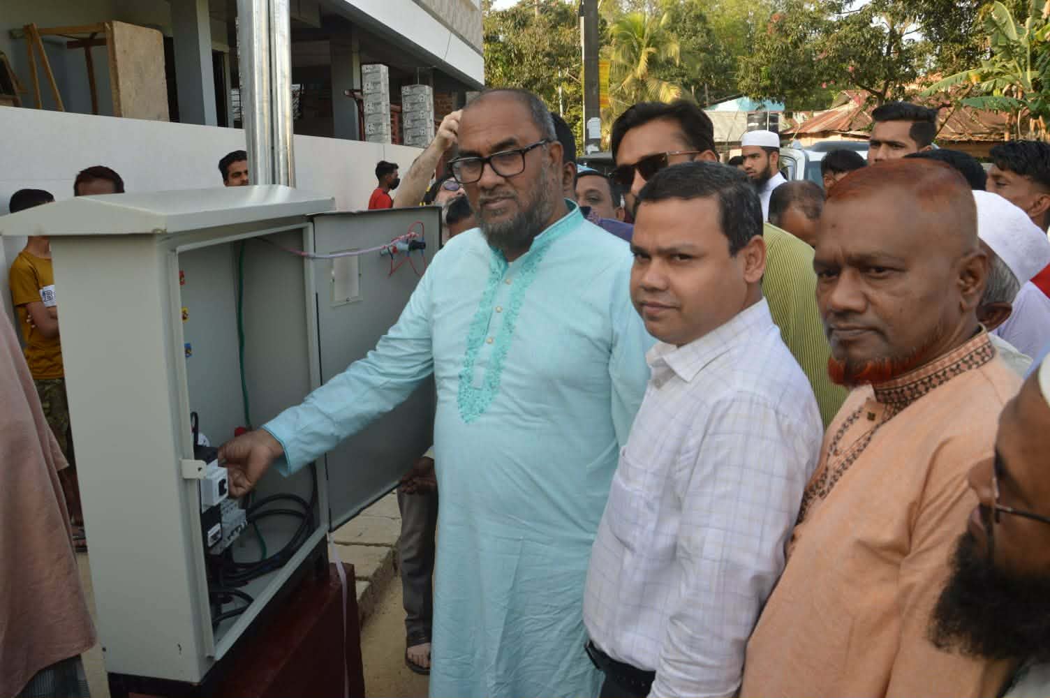 প্রতিটি ওয়ার্ডে এলইডি লাইট স্থাপন করে স্মার্ট নগর গড়া হবে: সিসিক প্রশাসক