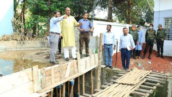 উন্নয়ন কাজের মান শতভাগ নিশ্চিতের নির্দেশ দিলেন কাইয়ুম চৌধুরী